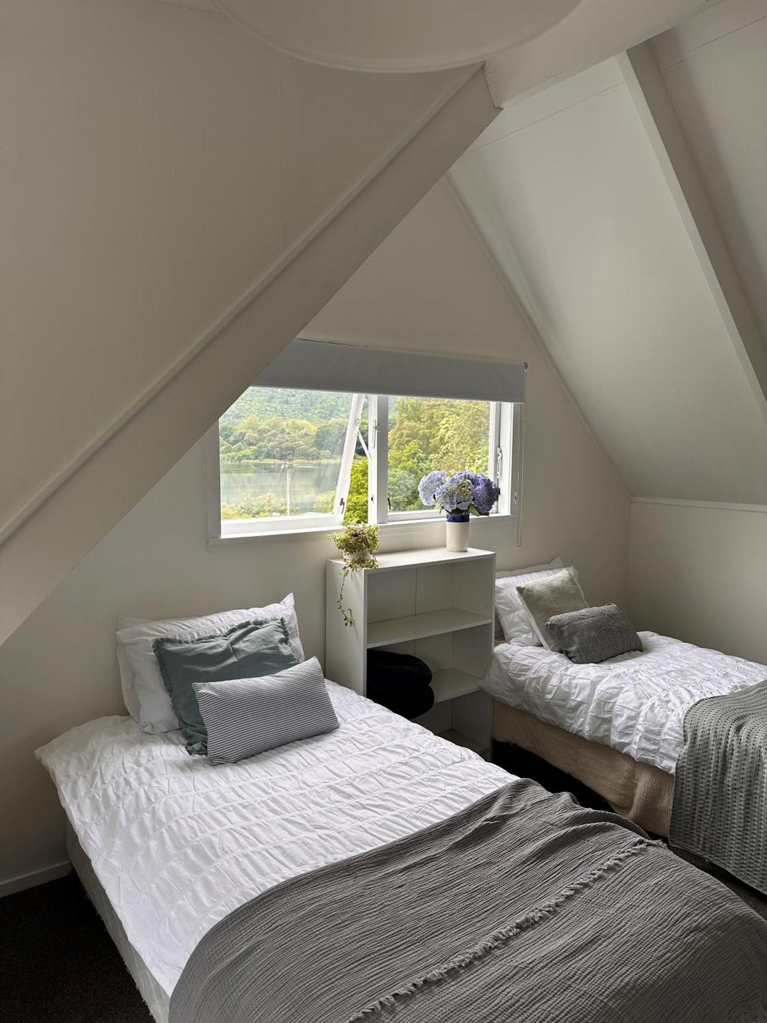 Okareka Calder Road Holiday home *